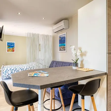 Au Lavandou - Vue - Climatise - A Pieds - Fr-1-816-3 Apartman Le Lavandou